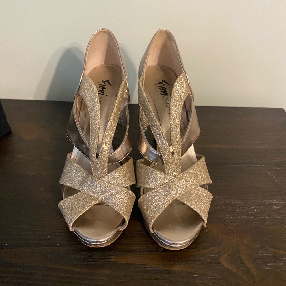 Sparkly gold heels